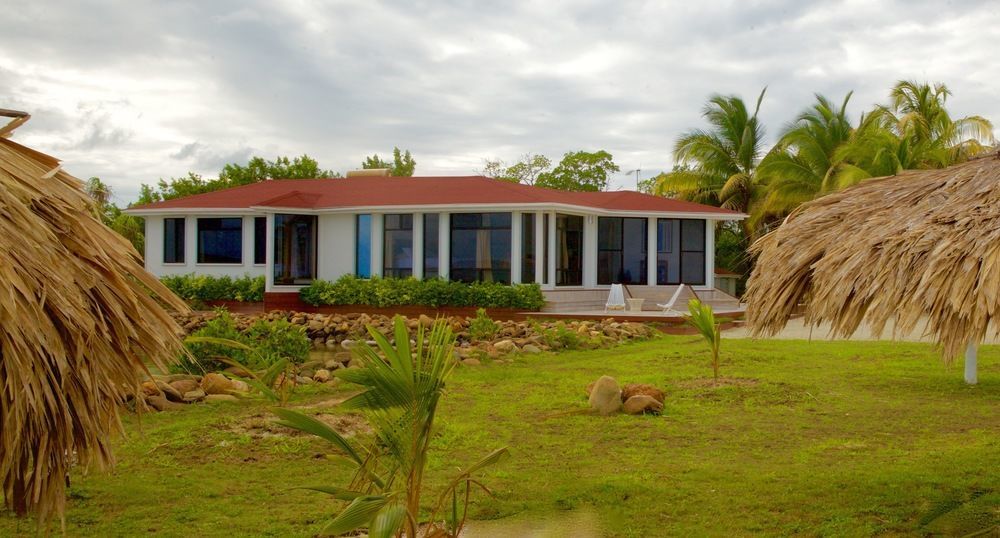 فندق Royal Belize Thatch Caye المظهر الخارجي الصورة